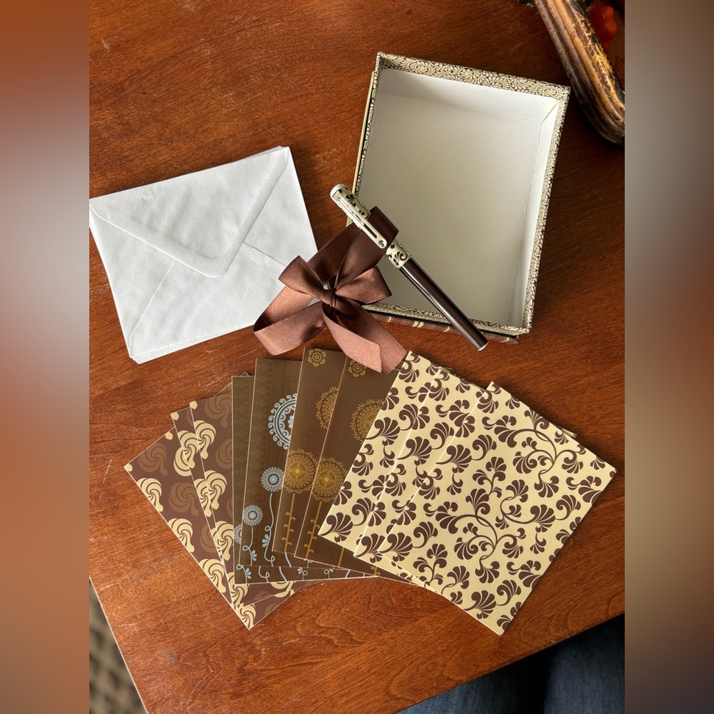 2/$20 Blank Note Cards w Envelopes, Pen and Reusable Box